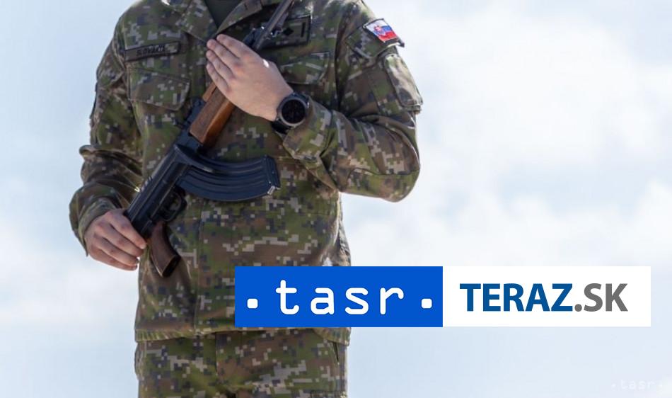 V SEREDI NAPADLI TROCH VOJAKOV Jeden je vazne zraneny