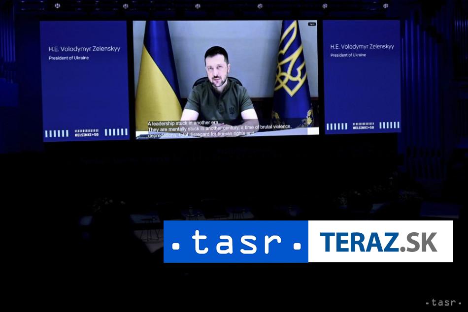 Prieskum Dovera v Zelenskeho klesla po spore o korupciu