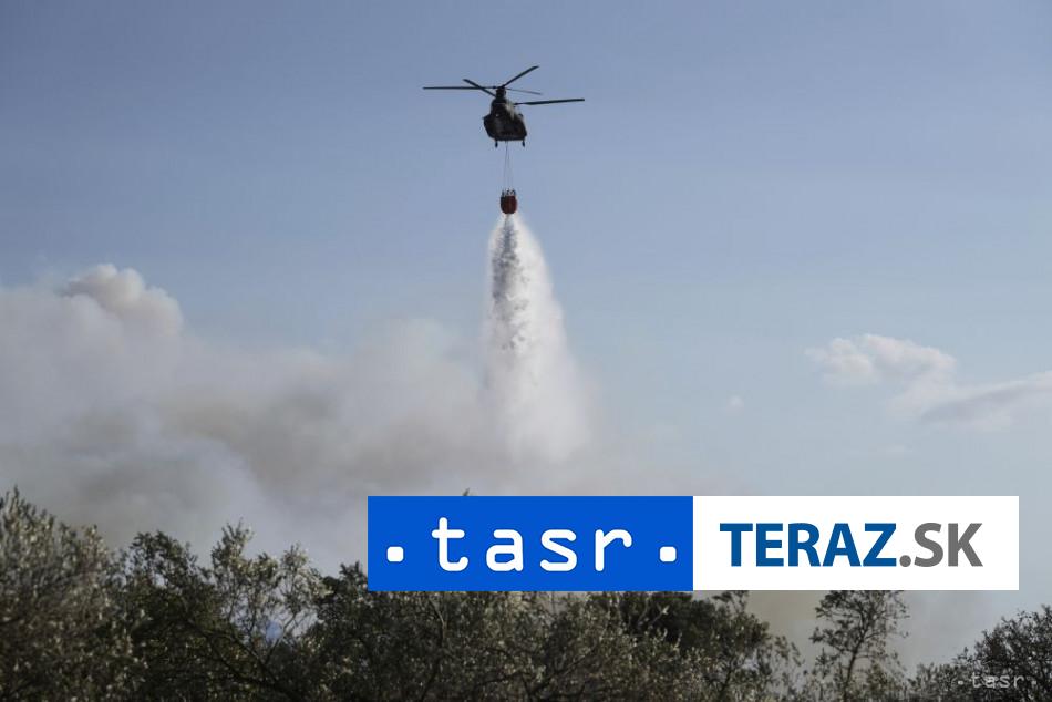 Rozsiahly poziar pri Atenach Vyziadal si jednu obet