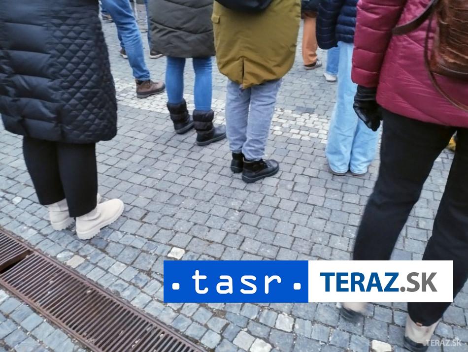 V tabore v Nemecku poliali farbou zidovskych protidemonstrantov