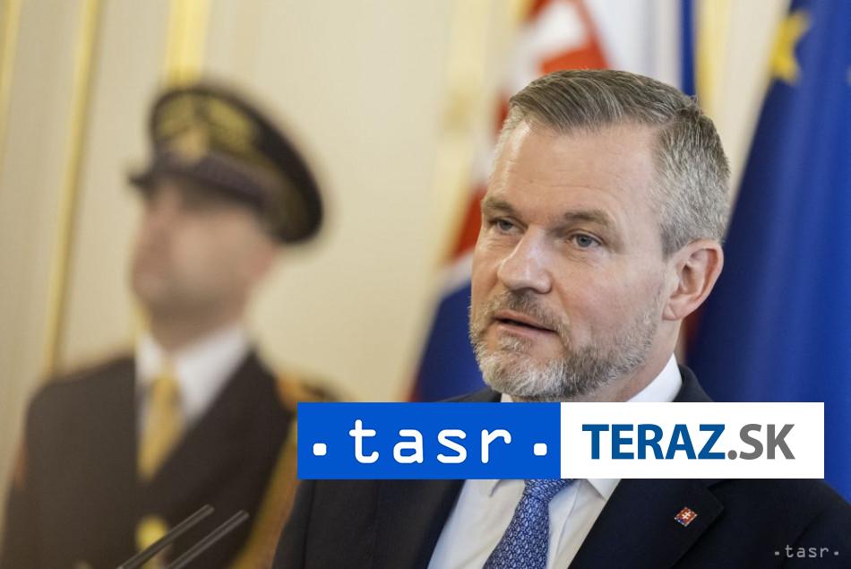 Prezident zdraznil potrebu zmodernizovat a posilnit armadu