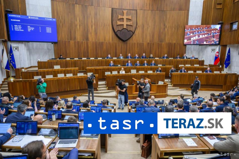 Na webe NRSR zverejnili majetkove priznania