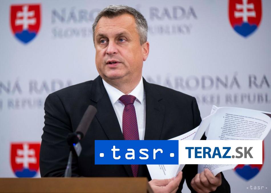 Danko nevylucil ze SNS nepodpori navrh o UOO