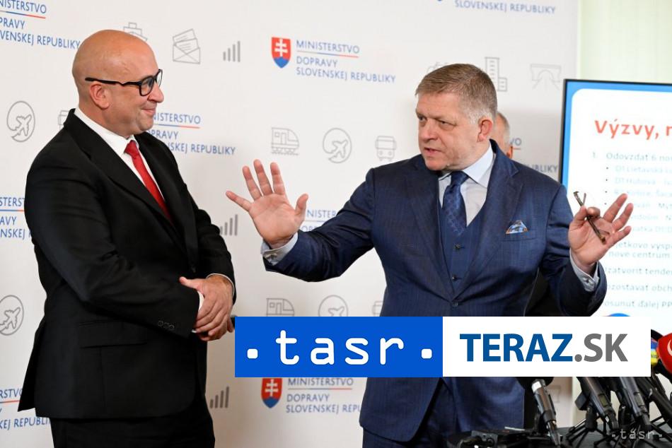 Premier a Raz ocenili zamestnancov DPB pocas sviatkov