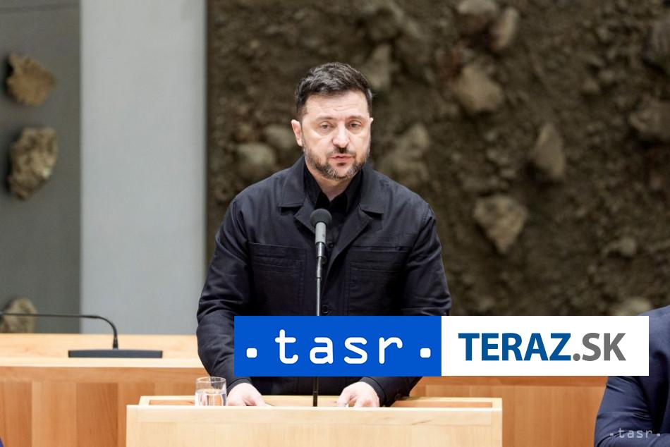 Zelenskij obvinil Rusko z pripravy na novy rok vojny