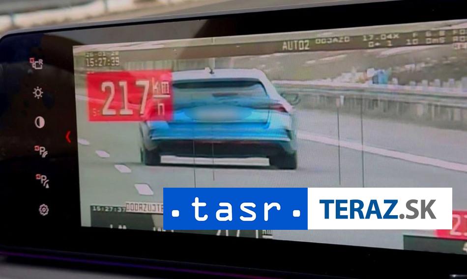 CESTNY PIRAT NA dialnici jazdil rychlostou 217 kilometrov za hodinu