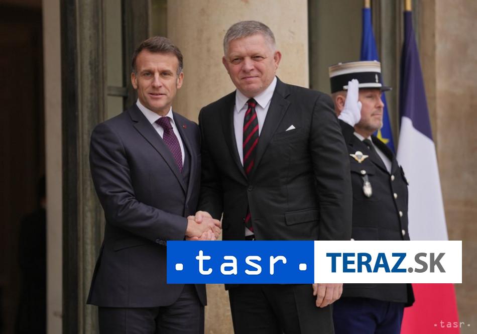 Fico sa stretol s Macronom rohovali o jadrovej energetike a obrane