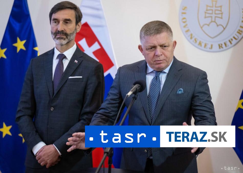 Slovensko by podla premiera malo odmietnut pozvanie do Rady mieru
