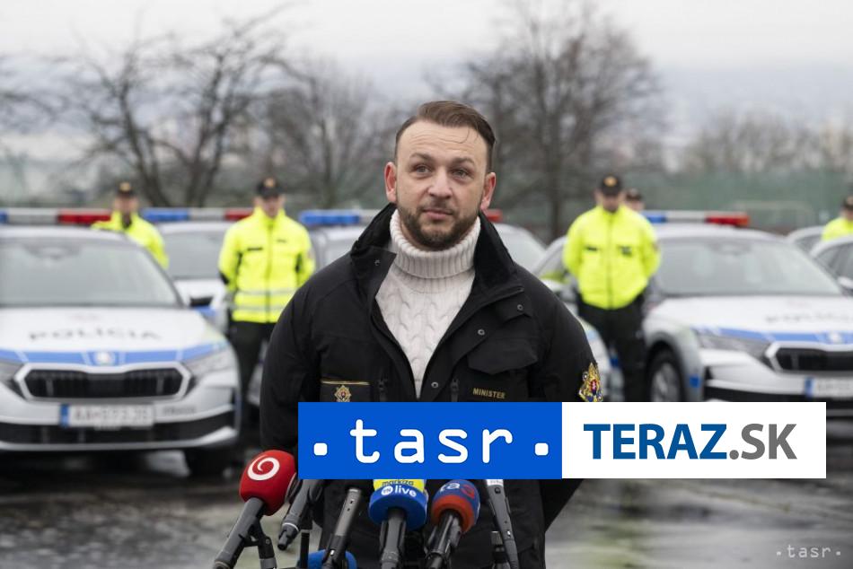 Dopravna policia ma prvych 17 novych vozidiel v ramci modernizacie