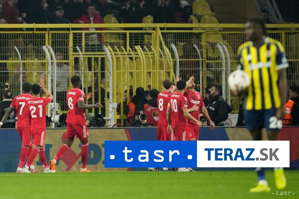 Fenerbahce podlahlo Nottinghamu 03 Skriniar nedohral zapas