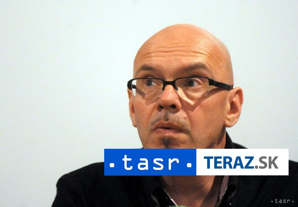 Klempir pozval umelcov na ministerstvo ktori chcu debatu v divadle