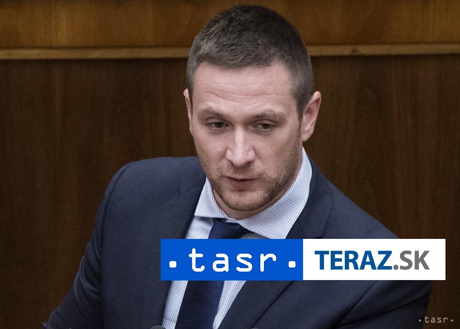 M Uhrik Republika jedna o spolupraci so SNS pri komunalnych volbach