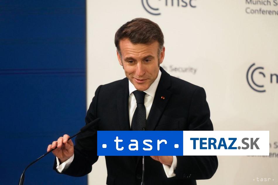 Macron vyzval na stanovenie pravidiel spoluzitia s Ruskom