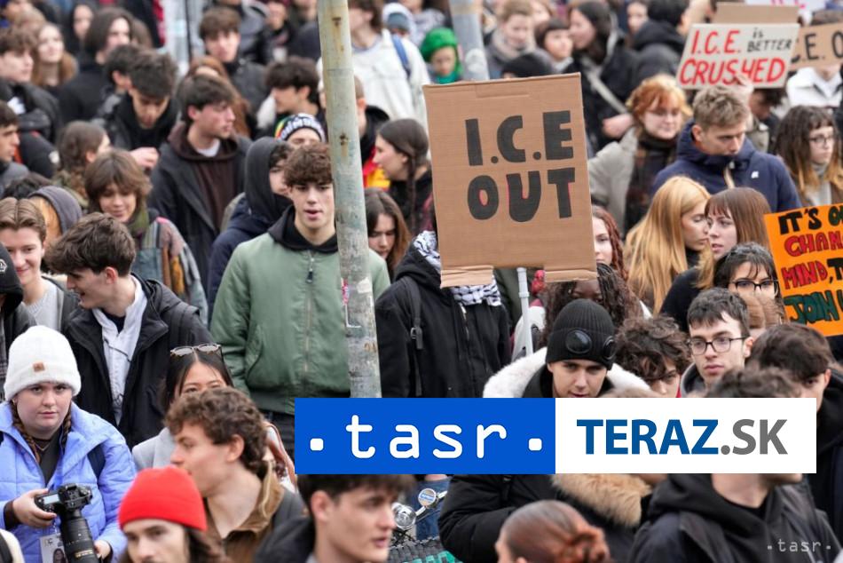 PROTESTY V MILANE Ludia su proti pritomnosti americkych federalnych zloziek