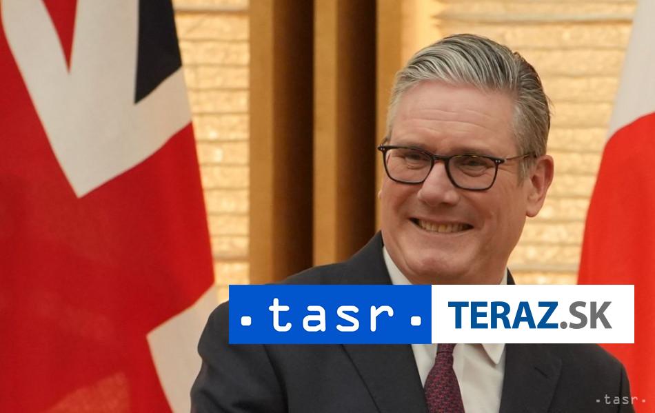 Sef kancelarie Starmer odstupil pre kauzu s Mandelsonom