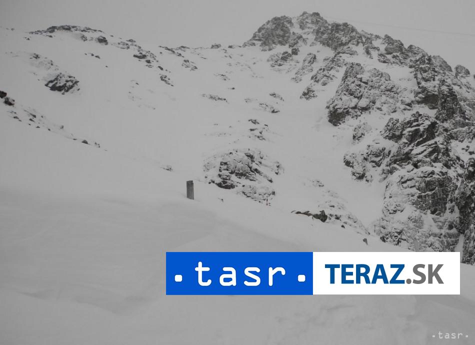 Slovenskych lyziarov vo Svajciarsku zasypala lavina jeden zahynul
