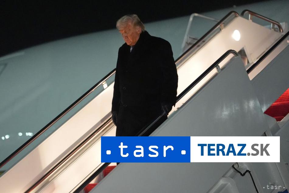Trump chce podla medii premenovat letisko a zeleznicnu stanicu po sebe