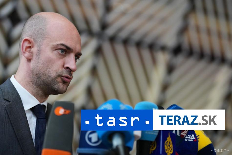 E ulozi sankcie deviatim osobam za masaker v ukrajinskej buci