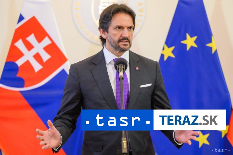 Kalinak zatial nevie kedy pridu prve dodavky protilietadlovych systemov