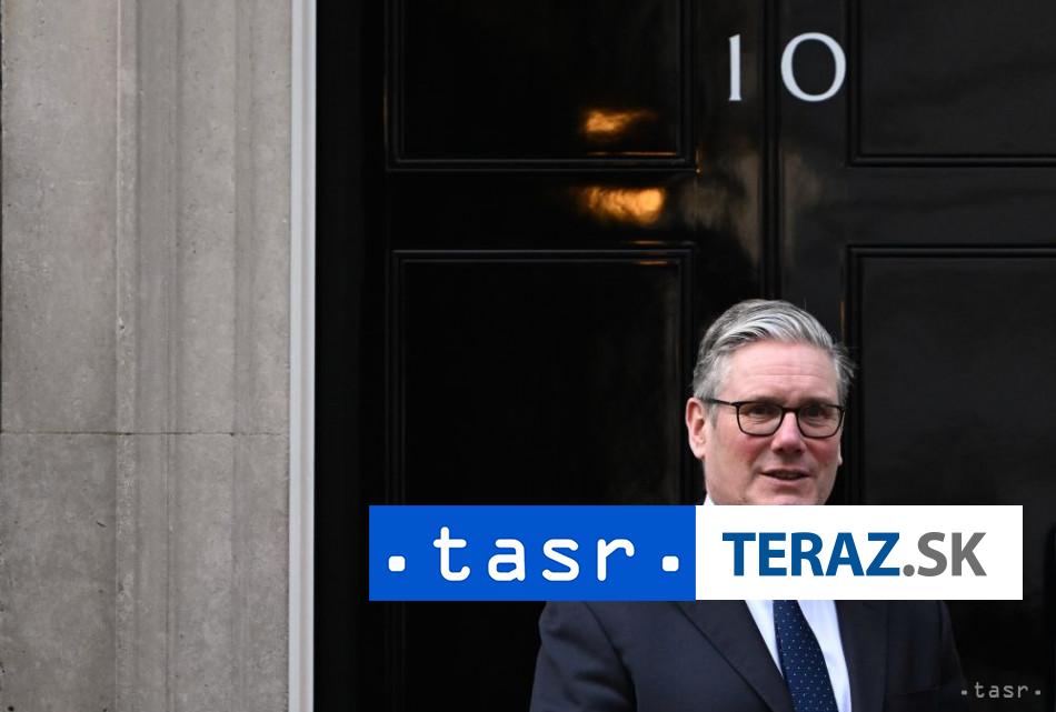 Starmer privitil spravy o rokovaniach medzi USA a Iranom