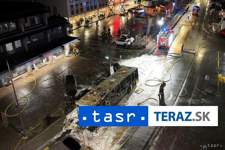 ZAPALIL SA Poziar v autobuse pravdepodobne sposobil psychicky labilny muz