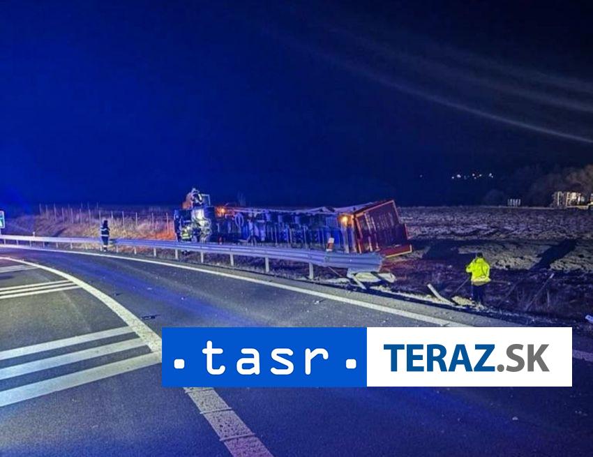 pri bidovciach sa prevratil kamion vodic bol pod vplyvom alkoholu