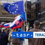 V Prahe sa protestovalo proti zruseniu korespondencnej volby na Slovensku