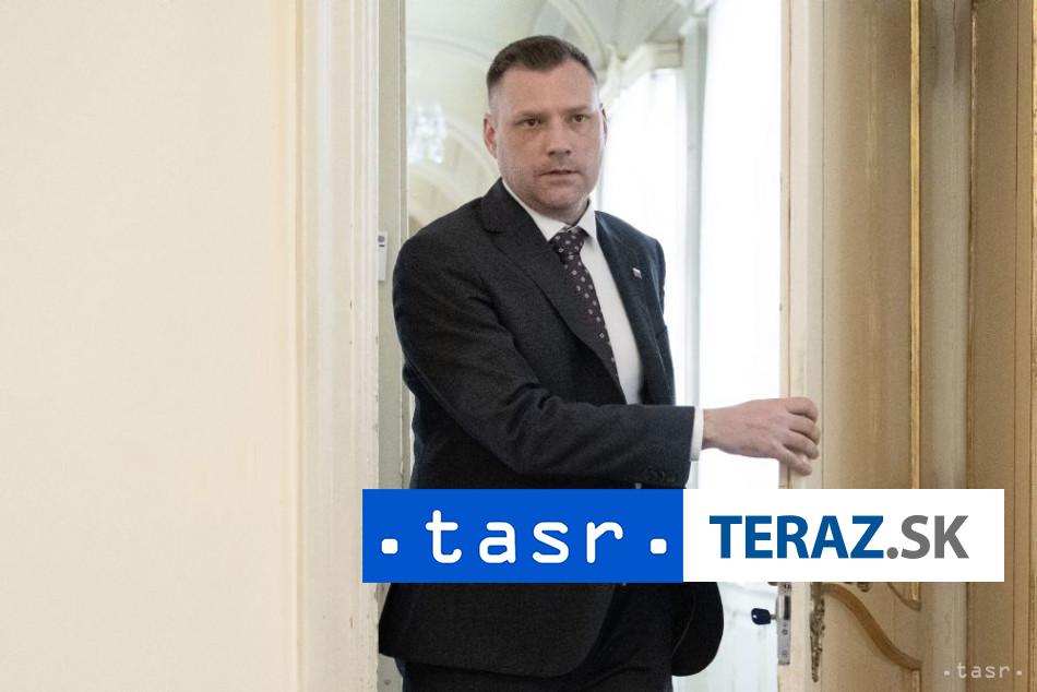 Zo novely o Envirofonde by mala byt vypustena moznost vykonavat cinnosti OZV