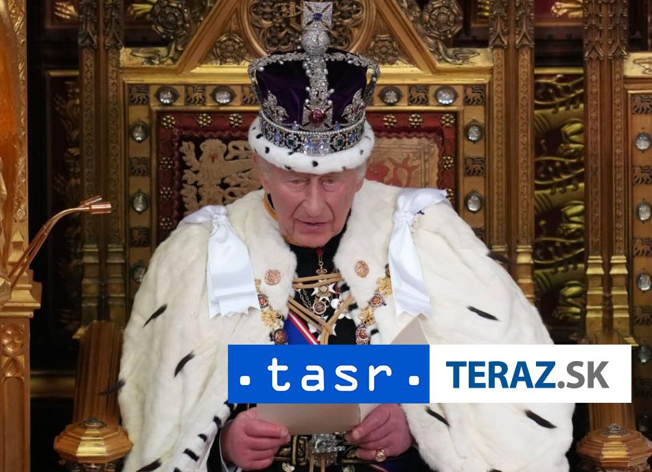 Kral Karol predstavil vladny program Starmer celi tlaku na odstupenie