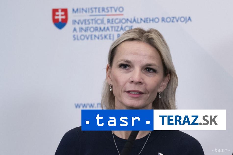 Českú ministerku napadla žena, polícia vylúčila politický motív. 2 Cesku ministerku napadla zena policia vylucila politicky motiv