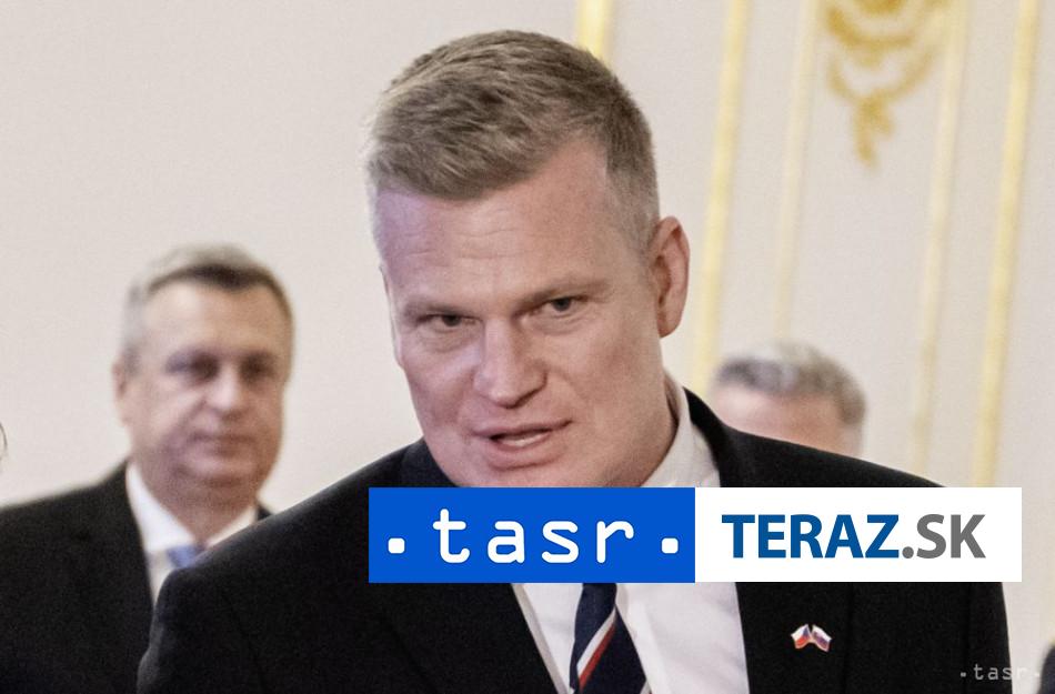 Cesti opozicni politici vyzvali Turka aby sa vzdal poslaneckeho mandatu