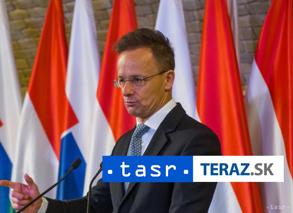Madarsko potvrdilo vysetrovanie Szijjarto pre spolupracu s Rusmi