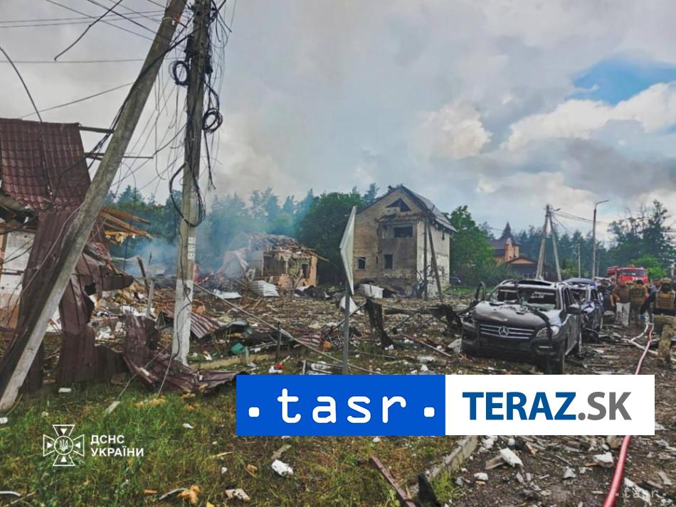 Rusky utok v Kyjevskej oblasti si vyziadal najmenej 10 obeti