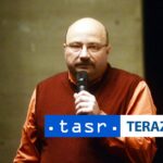 SLOVENSKO SMUTI Zomrel textar manazer a producent Martin Sarvas