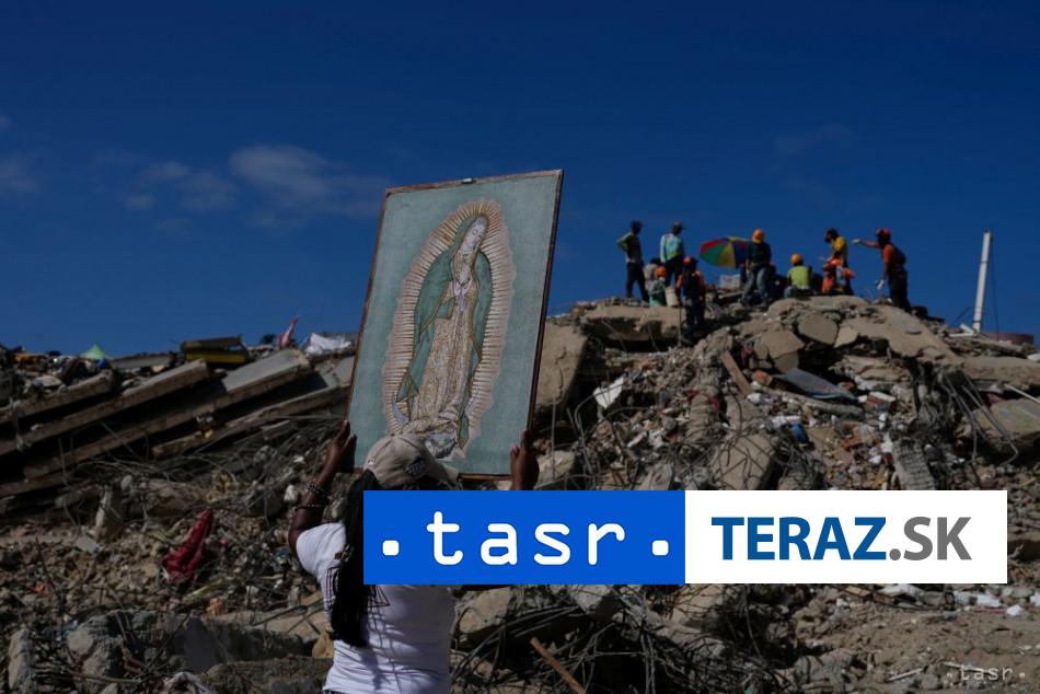 Venezuelcania si mesiac po tragedii uctili obete zemetrasenia