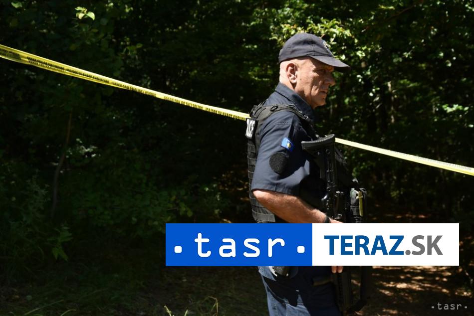 MASOVÝ HROB: Predpokladá sa, že obsahuje dlho utajované pozostatky 2 MASOVY HROB Predpoklada sa ze obsahuje dlho utajovane pozostatky