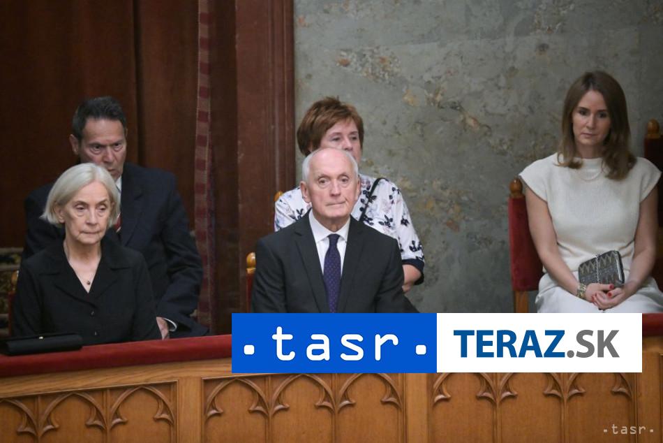 Maďarský parlament zvolil novým prezidentom Andrása Bakua 2 Madaraky parlament zvolil novym prezidentom Andrasa Bakua