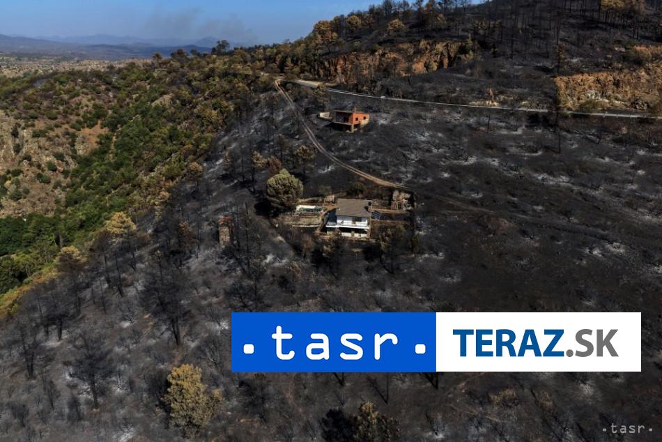Nový požiar pri hraniciach s Portugalskom už zničil 11.000 hektárov. 2 Novy poziar pri hraniciach s Portugalskom uz znicil 11000 hektarov