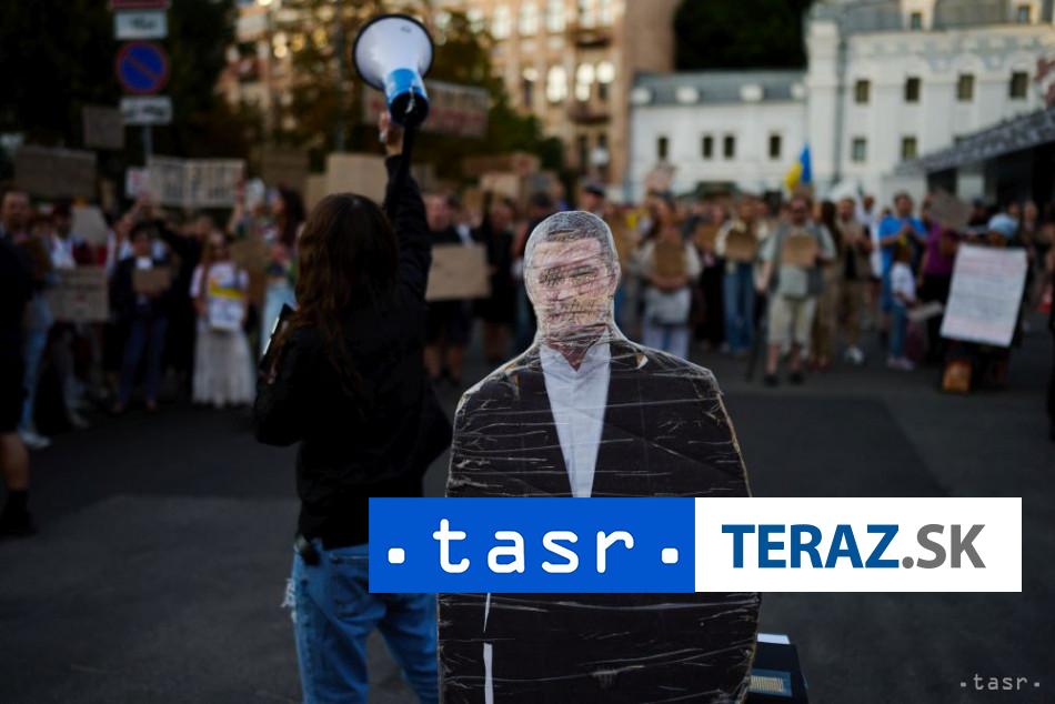Odvolaný ukrajinský minister obrany žiada o voľby aj počas vojny. 2 Odvolany ukrajinsky minister obrany ziada o volby aj pocas vojny
