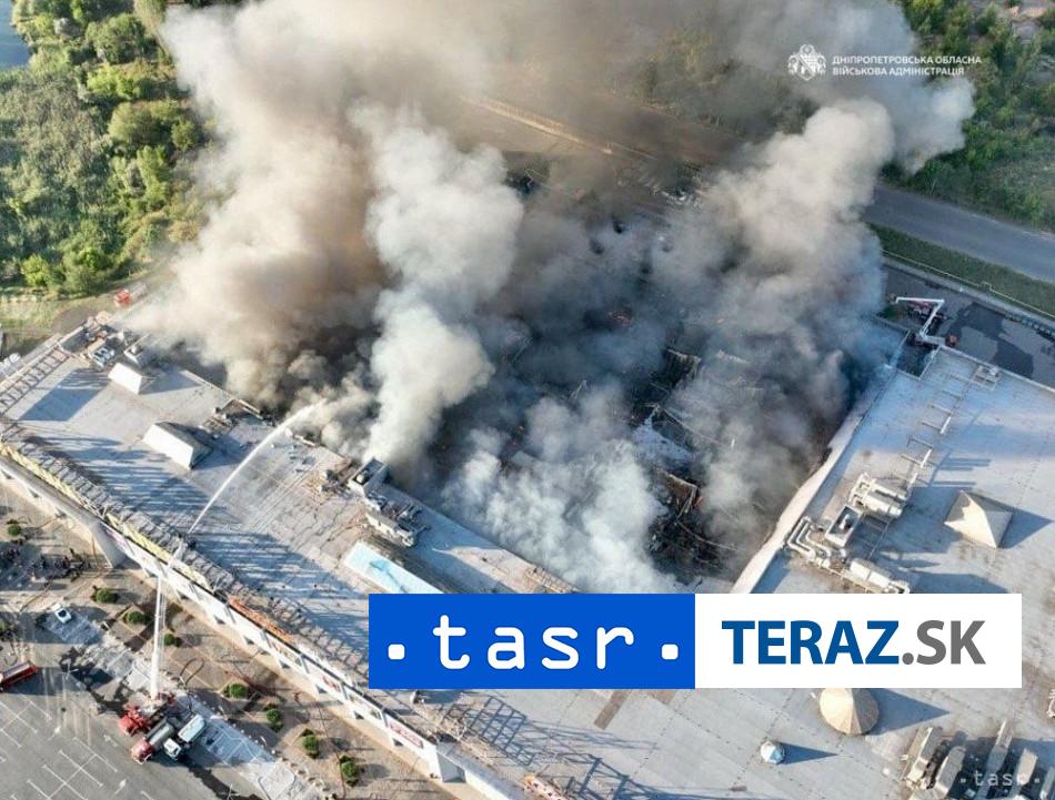 Počet obetí po útoku na Kryvyj Rih vzrástol na 15, zranených je 130 ľudí. 2 Pocet obeti po utoku na Kryvyj Rih vzrastol na 15 zranenych je 130 ludi