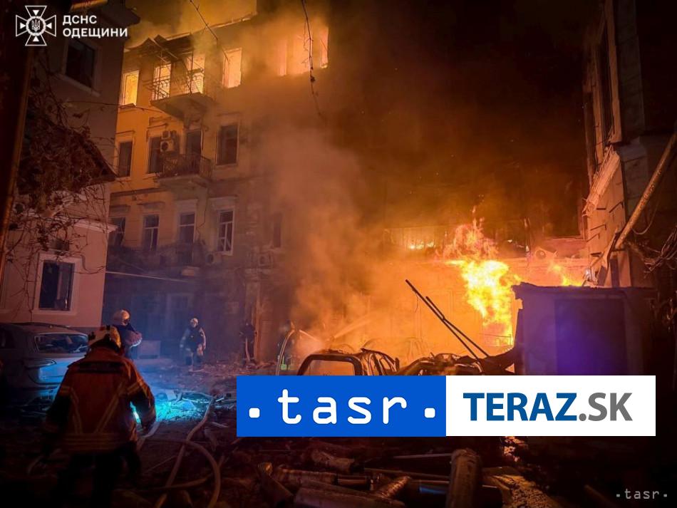 Ruské a ukrajinské mestá hlásia útoky, na viacerých miestach sa vyskytujú požiare 2 Ruske a ukrajinske mesta hlasia utoky na viacerych miestach sa vyskytuju poziare