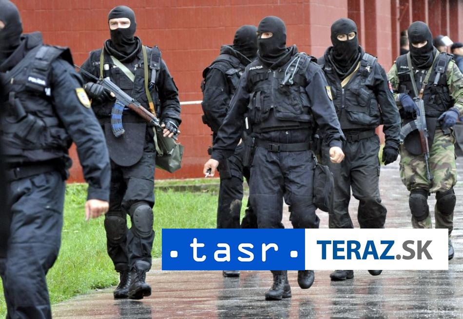 Zadrzali 14 rocneho je podozrivy z pripravy teroristickych utokov